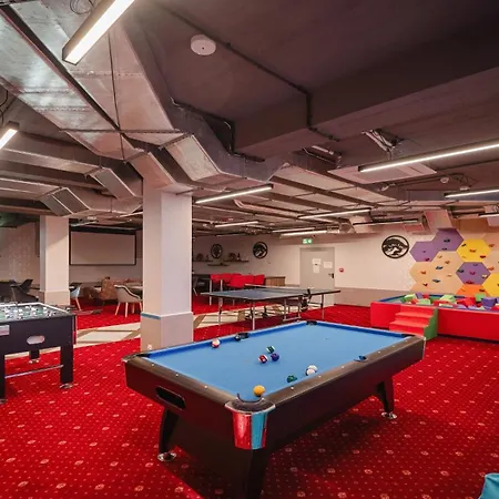 E Z Sauna, Sun & Snow Appartement *