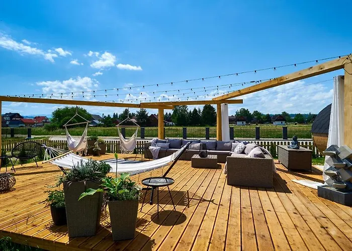 E Z Sauna, Sun & Snow